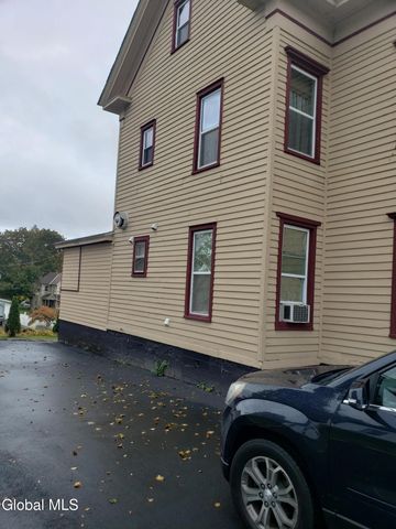 34 3rd Avenue, Gloversville, NY 12078