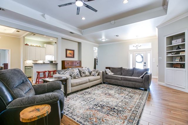 1221 Avondale Avenue, San Angelo, TX 76901