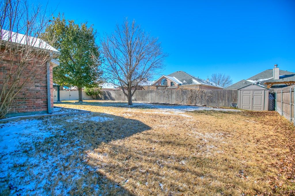 Image 34 of property listing at 1221 Avondale Ave, San Angelo, TX 76901