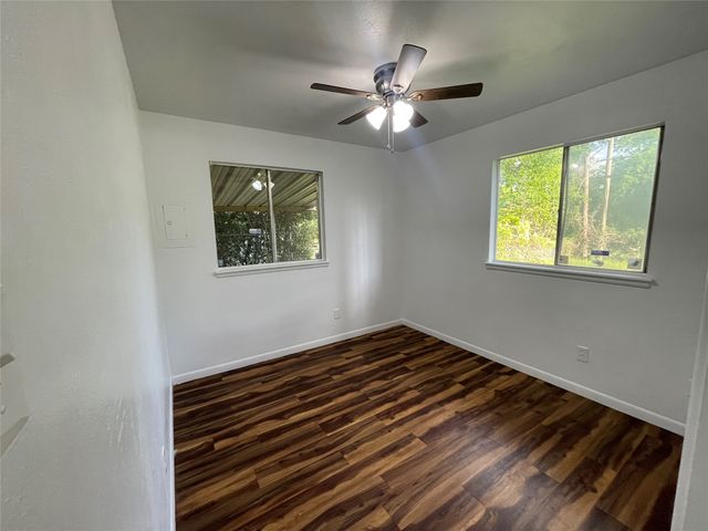 518 W Lovers Lane, Arlington, TX 76010