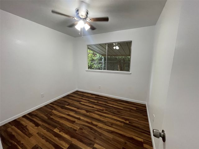 518 W Lovers Lane, Arlington, TX 76010