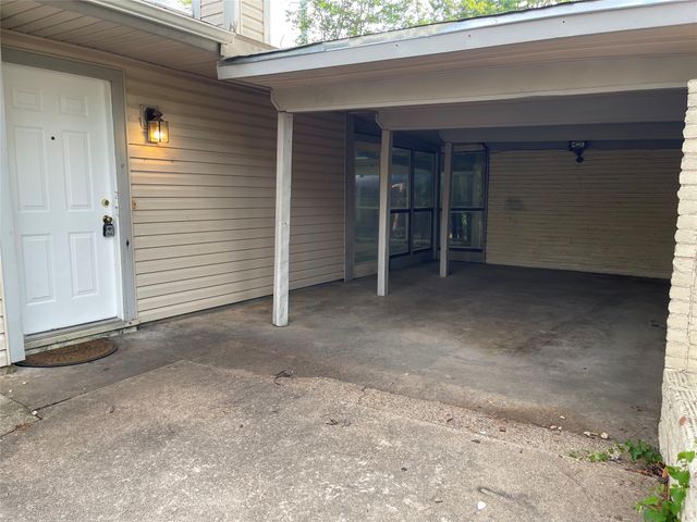 518 W Lovers Lane, Arlington, TX 76010