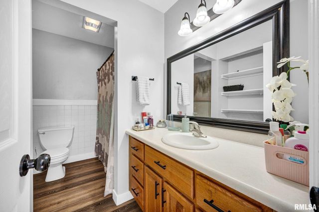 6125-27 N JAYAR Court, Peoria, IL 61614