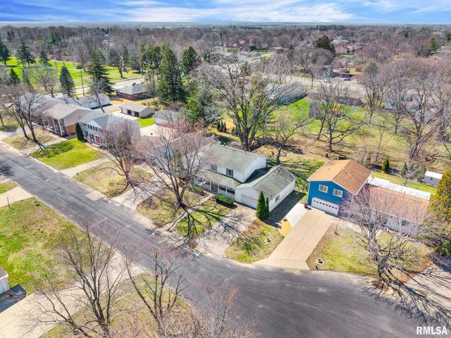 6125-27 N JAYAR Court, Peoria, IL 61614