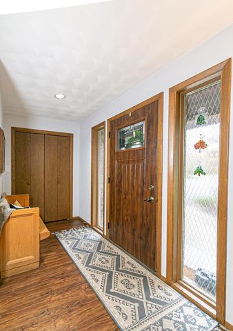 37 BUTTE DES MORTS COURT, Appleton, WI 54914