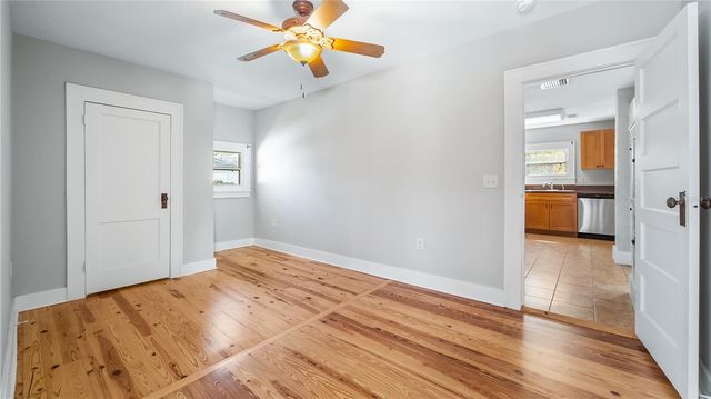 558 W MINNEOLA AVENUE, Clermont, FL 34711