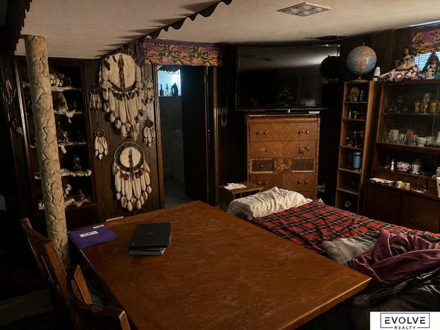 6317 N 49Th Avenue, Omaha, NE 68104