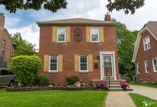 2845 Birchwood Street, Trenton, MI 48183