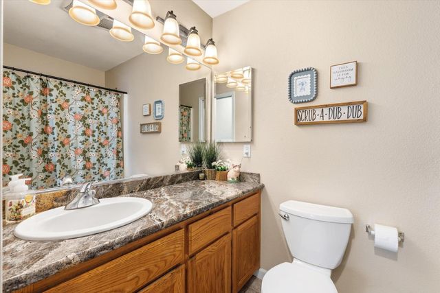 6724 W 2nd St, Rio Linda, CA 95673