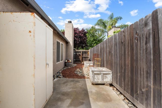 6724 W 2nd St, Rio Linda, CA 95673