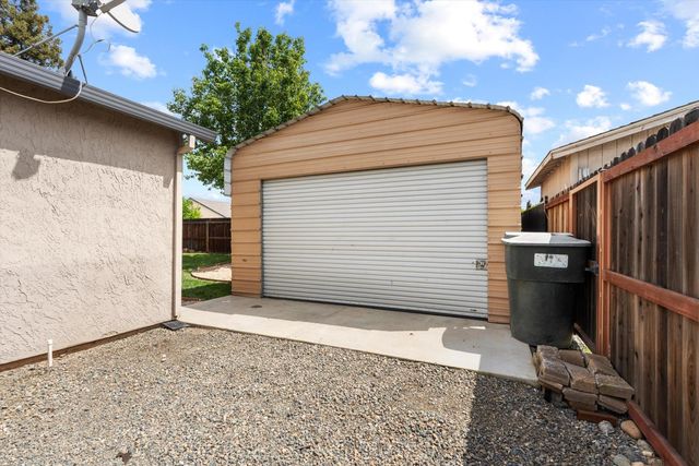 6724 W 2nd St, Rio Linda, CA 95673