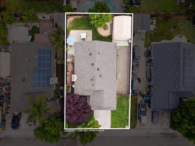 6724 W 2nd St, Rio Linda, CA 95673