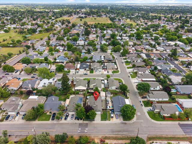 6724 W 2nd St, Rio Linda, CA 95673