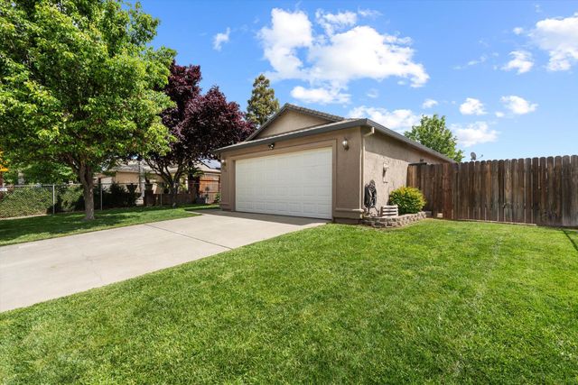 6724 W 2nd St, Rio Linda, CA 95673