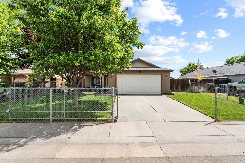 6724 W 2nd St, Rio Linda, CA 95673