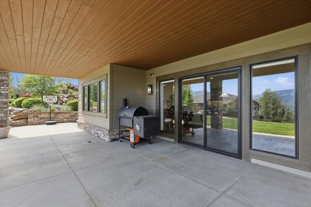 350 S Legend Tree Dr, Liberty Lake, WA 99019