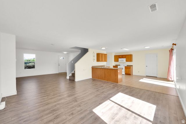 1203 S 950 W, Springville, UT 84663