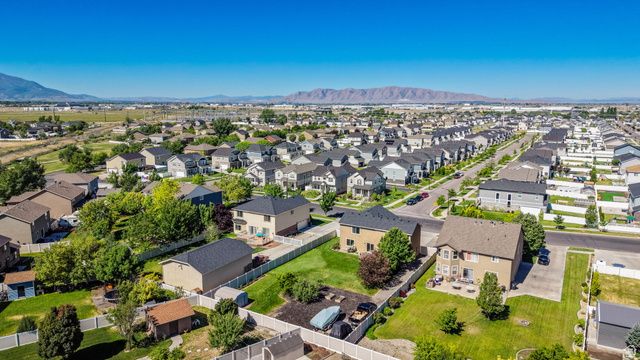 1203 S 950 W, Springville, UT 84663