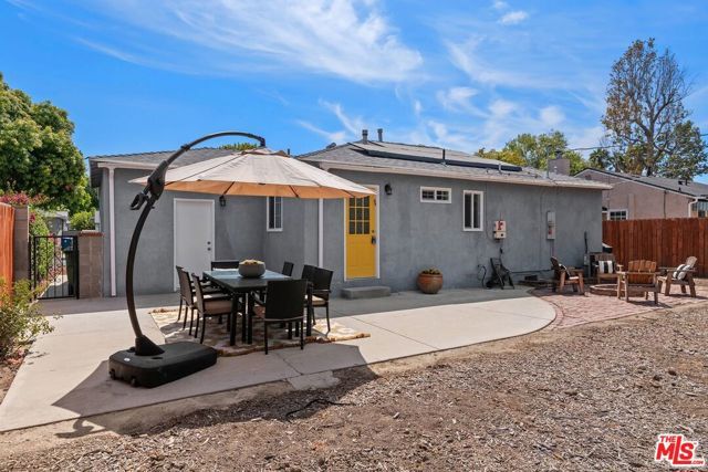 7253 Yolanda Avenue, Los Angeles, CA 91335