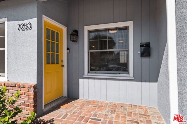 7253 Yolanda Avenue, Los Angeles, CA 91335