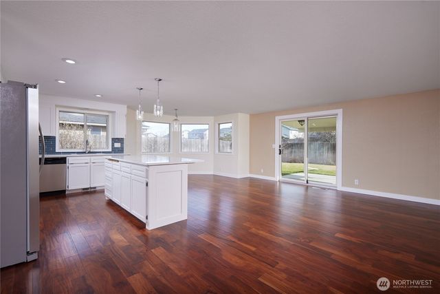 2081 Gemstone Drive, Walla Walla, WA 99362