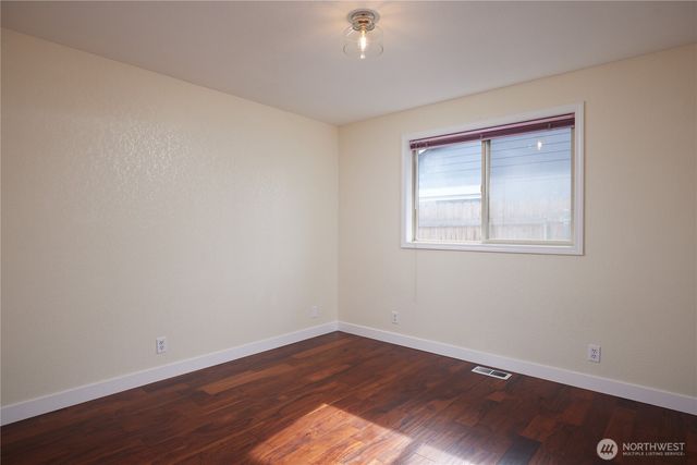 2081 Gemstone Drive, Walla Walla, WA 99362