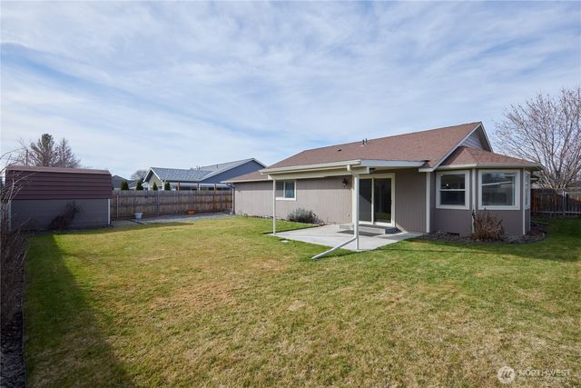 2081 Gemstone Drive, Walla Walla, WA 99362