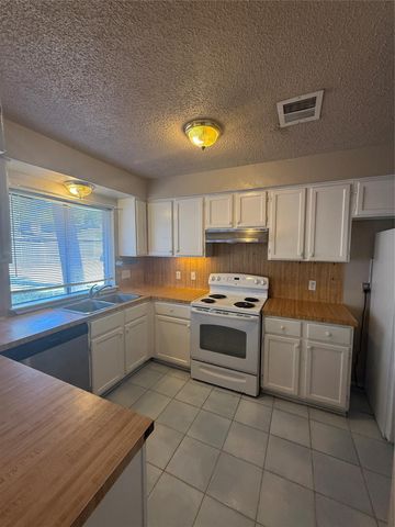5207 Sweetwind Lane, Spring, TX 77373