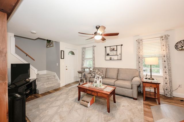 2L Homestead Drive L, Derry, NH 03038
