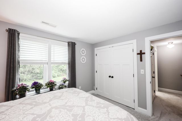 2L Homestead Drive L, Derry, NH 03038