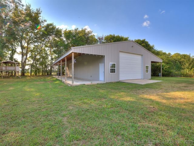 74343 S 320 Road, Wagoner, OK 74467