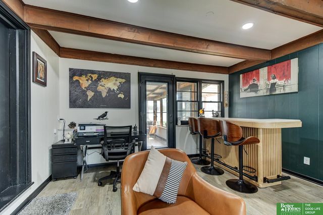 4434 R Street, Omaha, NE 68107