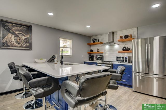 4434 R Street, Omaha, NE 68107