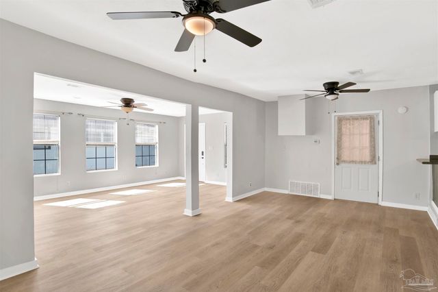 21 N Harris St, Pensacola, FL 32507