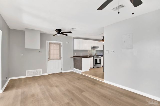 21 N Harris St, Pensacola, FL 32507