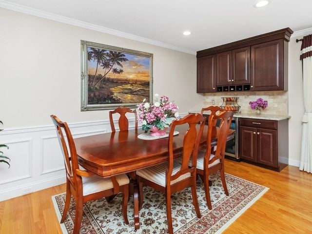 172 Bright Street 3, Waltham, MA 02453