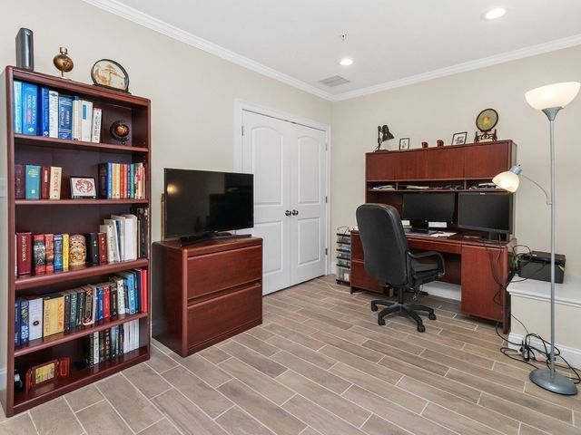 172 Bright Street 3, Waltham, MA 02453