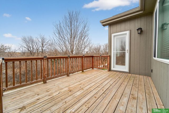 6707 N 148th Street, Omaha, NE 68116