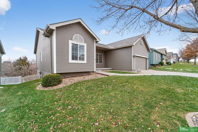6707 N 148th Street, Omaha, NE 68116