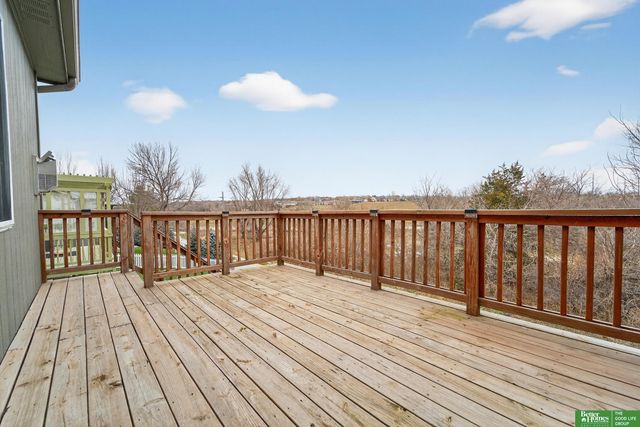 6707 N 148th Street, Omaha, NE 68116