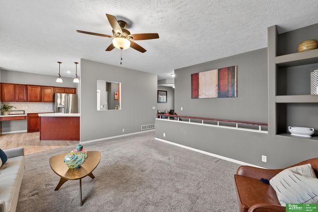 6707 N 148th Street, Omaha, NE 68116