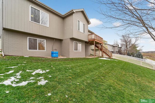 6707 N 148th Street, Omaha, NE 68116