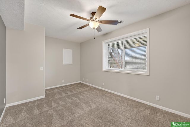 6707 N 148th Street, Omaha, NE 68116