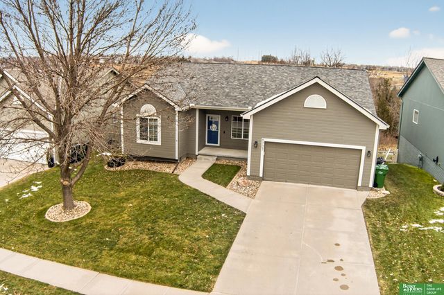 6707 N 148th Street, Omaha, NE 68116