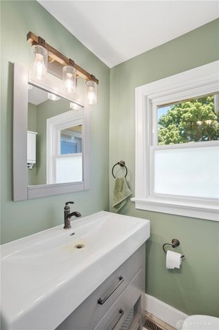 2255 W Ginghamsburg-Frederick Road, Tipp City, OH 45371