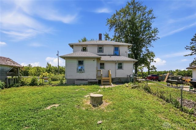 2255 W Ginghamsburg-Frederick Road, Tipp City, OH 45371