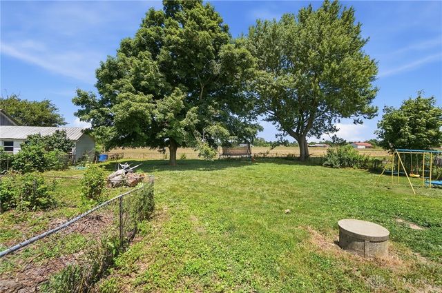 2255 W Ginghamsburg-Frederick Road, Tipp City, OH 45371