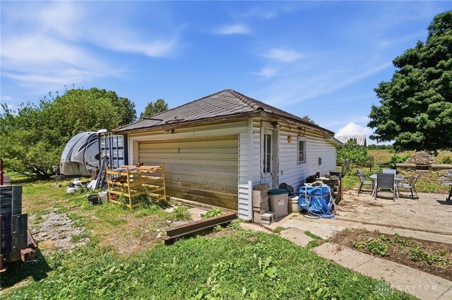 2255 W Ginghamsburg-Frederick Road, Tipp City, OH 45371