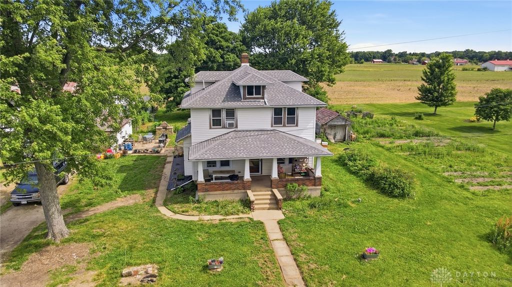 2255 W Ginghamsburg-Frederick Road, Tipp City, OH 45371