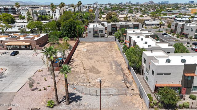 1272 S PRICE Road 80, Tempe, AZ 85281